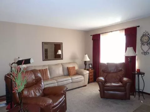 400 7th Ave SW, Mandan, ND 58554 photo 9