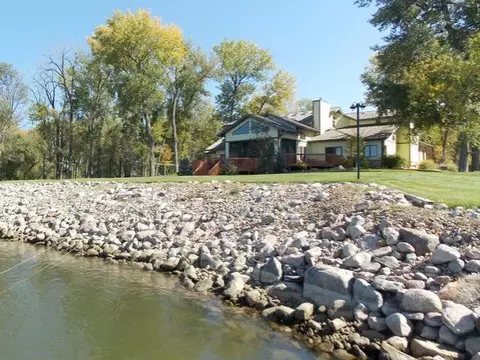 2520 Larson Rd, Bismarck, ND 58504 photo 1
