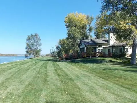 2520 Larson Rd, Bismarck, ND 58504 photo 9