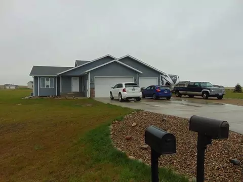 7025 Derek Dr, Bismarck, ND 58504 photo 2