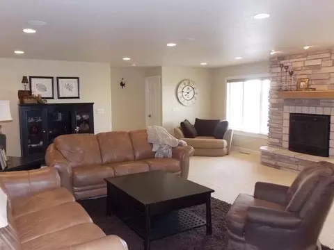 5938 Lariat Lp, Bismarck, ND 58503 photo 9