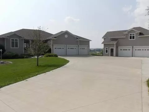 5938 Lariat Lp, Bismarck, ND 58503 photo 1