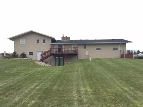 3055 Dublin Dr, Bismarck, ND 58501 photo 37