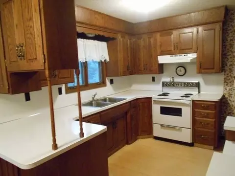 1302 Sunny Rd SW, Mandan, ND 58554 photo 3