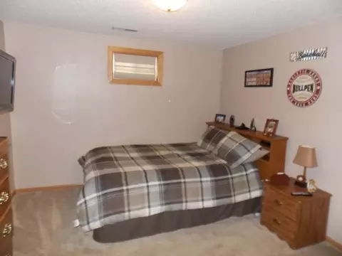 803 29 N St, Bismarck, ND 58501 photo 21