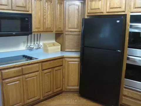930 Ward Rd, Bismarck, ND 58501 photo 5