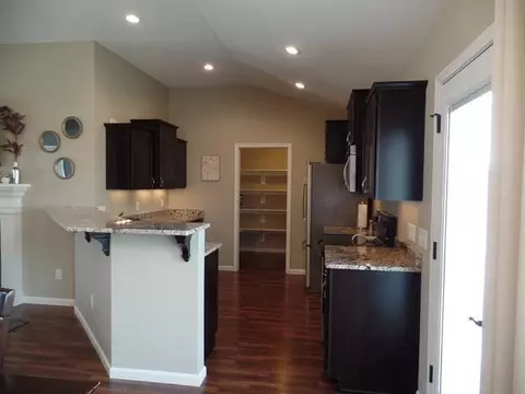 1200 Eagle Crest Lp, Bismarck, ND 58503 photo 8