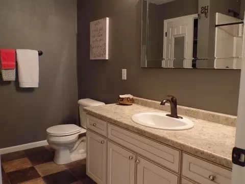 1200 Eagle Crest Lp, Bismarck, ND 58503 photo 13