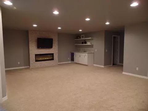 1200 Eagle Crest Lp, Bismarck, ND 58503 photo 18