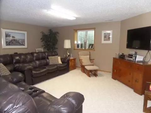 122 Edmonton Dr E, Bismarck, ND 58503 photo 15