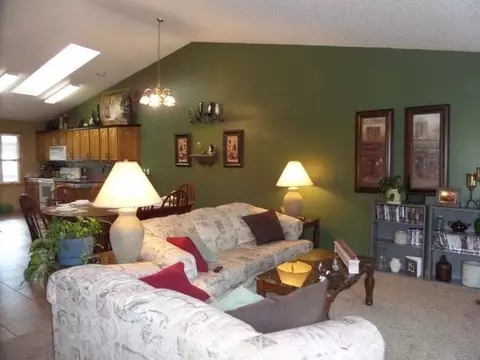 122 Edmonton Dr E, Bismarck, ND 58503 photo 10