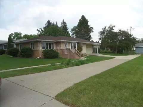 1401 19th St N, Bismarck, ND 58501 photo 3
