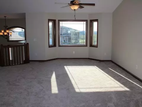 3911 Knudsen Lp, Bismarck, ND 58503 photo 7