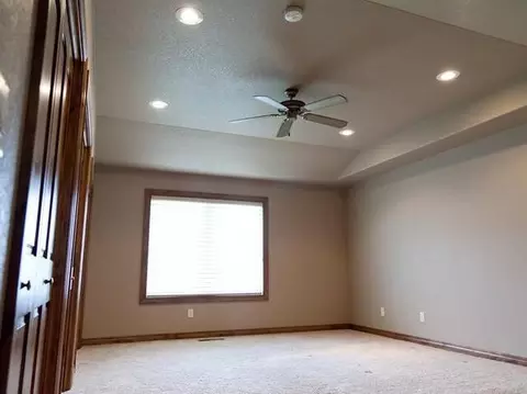 1027 Canada Ave, Bismarck, ND 58503 photo 22