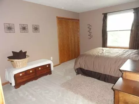 5336 Walker Dr, Bismarck, ND 58504 photo 19