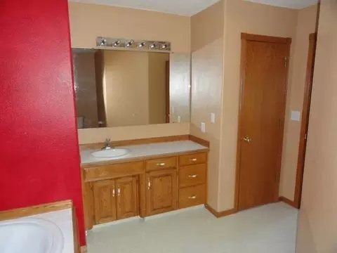 5336 Walker Dr, Bismarck, ND 58504 photo 66