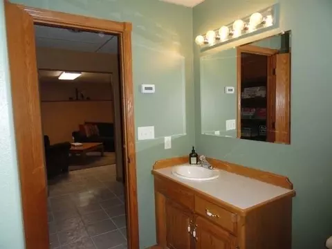5336 Walker Dr, Bismarck, ND 58504 photo 33