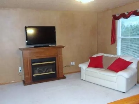 5336 Walker Dr, Bismarck, ND 58504 photo 25