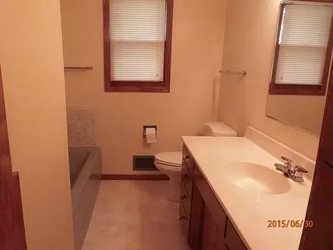 644 Meadow Ln, Bismarck, ND 58504 photo 5