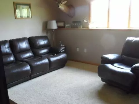 4615 Pinewood Lp, Bismarck, ND 58504 photo 22