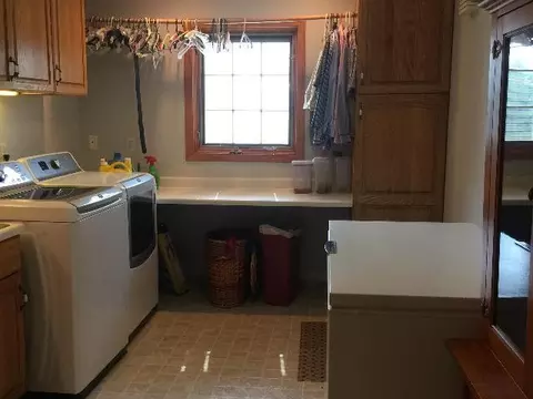 701 Juniper Dr, Bismarck, ND 58503 photo 16