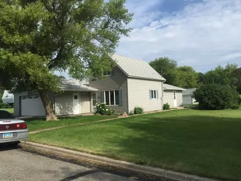 308 Bismarck Ave, Wilton, ND 58579 photo 1