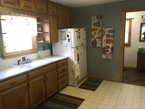 308 Bismarck Ave, Wilton, ND 58579 photo 6