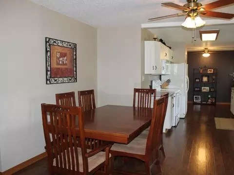 1321 Harmon Ave, Bismarck, ND 58501 photo 3