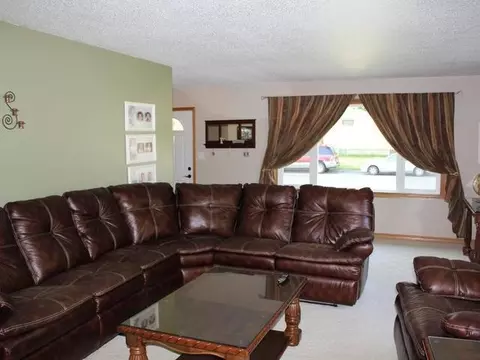 1321 Harmon Ave, Bismarck, ND 58501 photo 13