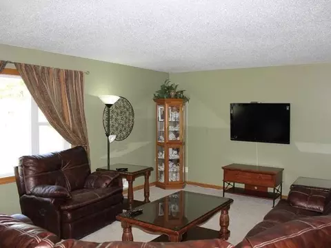 1321 Harmon Ave, Bismarck, ND 58501 photo 11