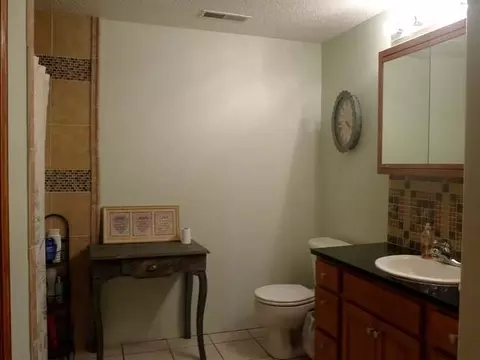 5512 Walker Dr, Bismarck, ND 58504 photo 12