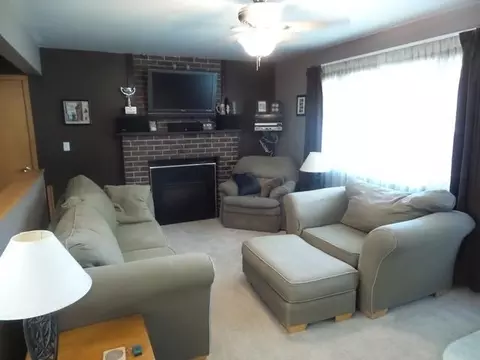 2024 St Benedict Dr, Bismarck, ND 58503 photo 2