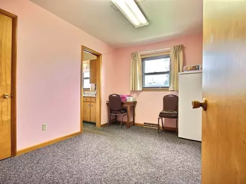 205 12 St NW, Mandan, ND 58554 photo 5