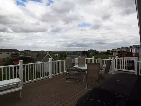 3519 Roosevelt Dr, Bismarck, ND 58503 photo 8