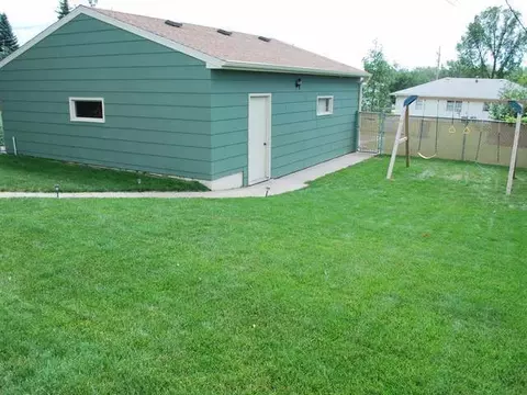 1037 Riverview Ave, Bismarck, ND 58504 photo 27
