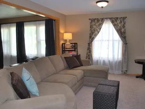 1037 Riverview Ave, Bismarck, ND 58504 photo 12