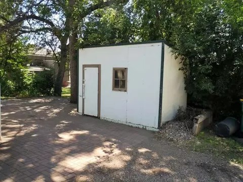 1615 B Ave E, Bismarck, ND 58501 photo 16