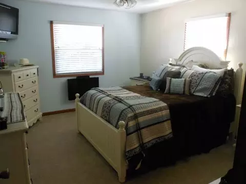 1510 Divide Ave E, Bismarck, ND 58501 photo 5