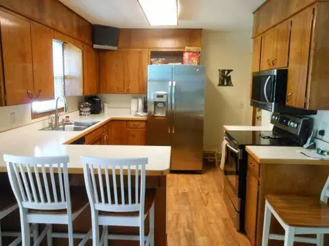 1510 Divide Ave E, Bismarck, ND 58501 photo 2