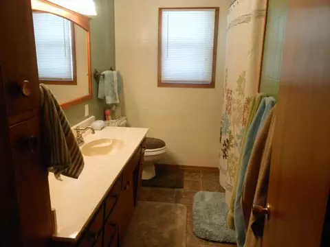 1510 Divide Ave E, Bismarck, ND 58501 photo 6