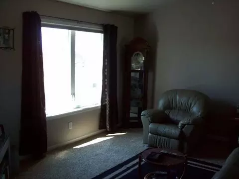 6901 Derek Dr, Bismarck, ND 58504 photo 8