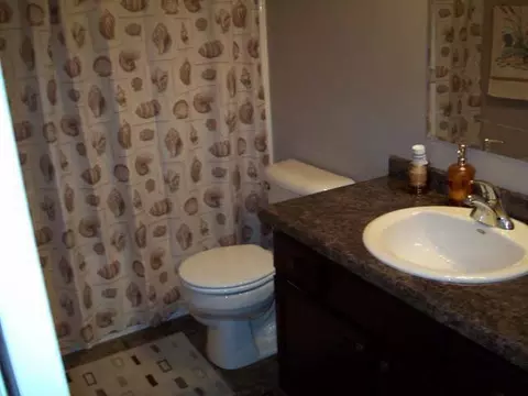 6901 Derek Dr, Bismarck, ND 58504 photo 12