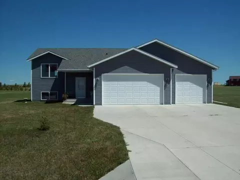 6901 Derek Dr, Bismarck, ND 58504 photo 1