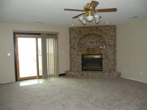 2906 Remuda Dr, Bismarck, ND 58503 photo 6