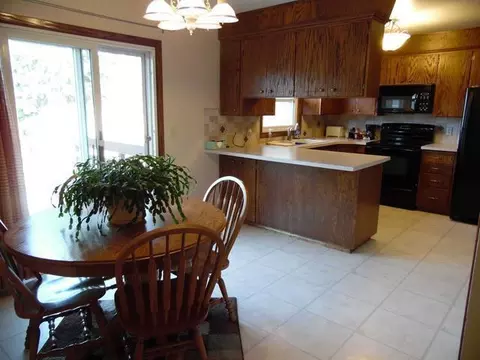 2210 Boulevard Ave E, Bismarck, ND 58501 photo 9