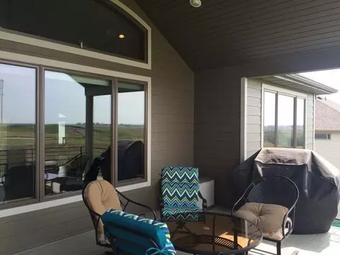 1432 Eagle Crest Lp, Bismarck, ND 58501 photo 21