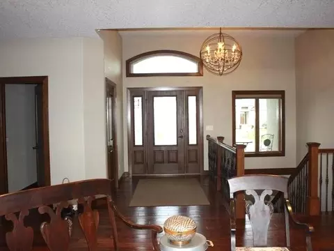 1432 Eagle Crest Lp, Bismarck, ND 58501 photo 9