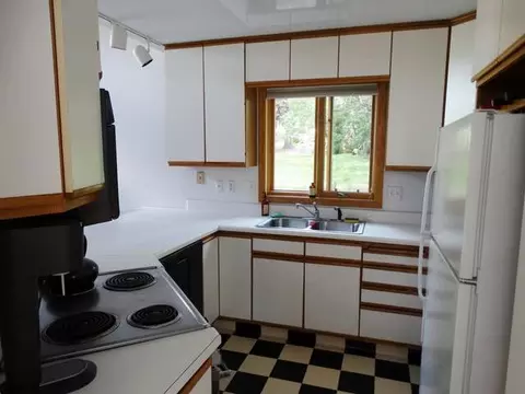 1220 Ward Rd, Bismarck, ND 58501 photo 8