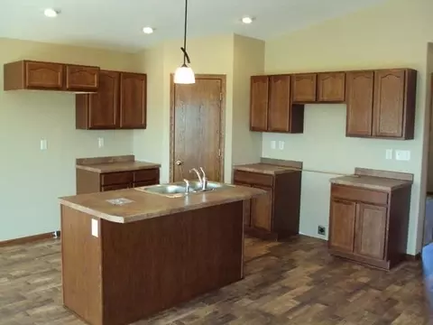 6390 Dolan Dr, Lincoln, ND 58504 photo 2