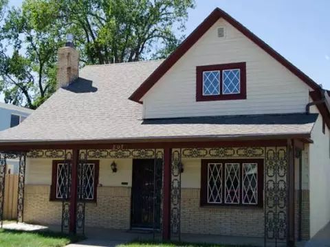 207 3rd Ave NE, Mandan, ND 58554 photo 1